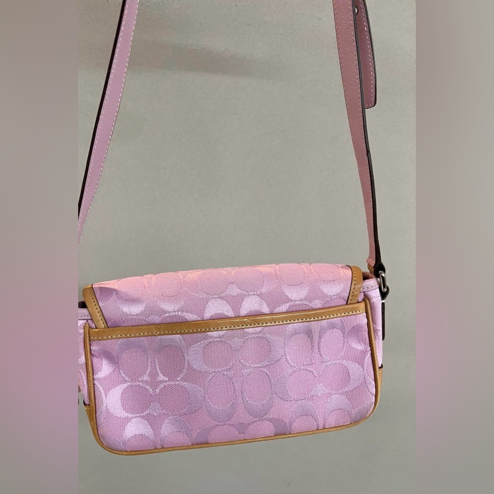 Authentic Vintage Coach Pink Shoulder Bag-Good Used Condition - Picture 5 of 11